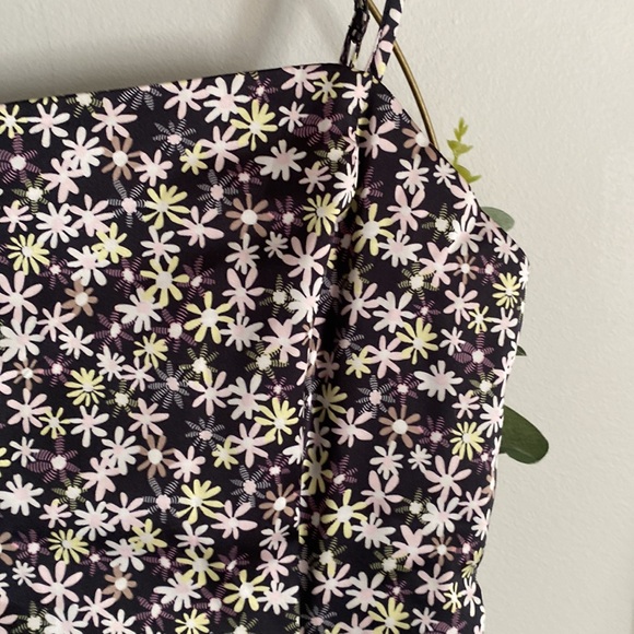 Shimmer Satin Dress
Sunday anesthesia size 4 Aritzia 
Black/ Lilac Bloom - Picture 4 of 12